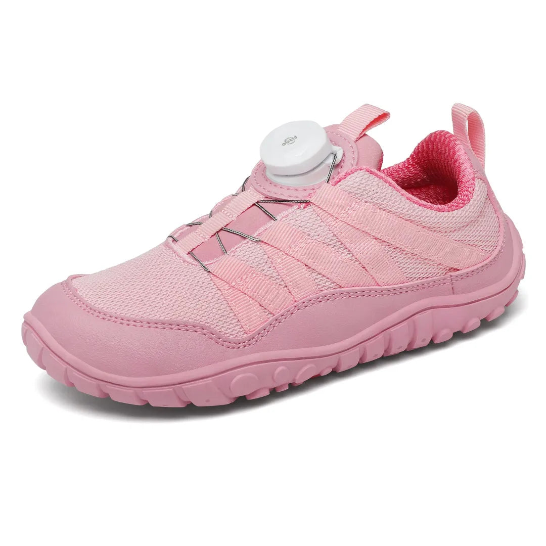 Calzado ergonómico infantil Saguaro Forestep I rosa, zapatilla ligera y flexible ideal para actividades de verano en Chile.