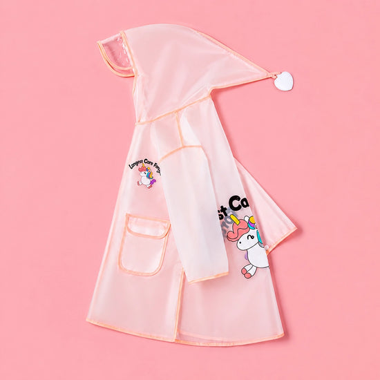 Capa de lluvia para niñas impermeable color rosa con diseño de unicornio Fantasy Steps, capa protectora transpirable para playa o colegio en Chile.