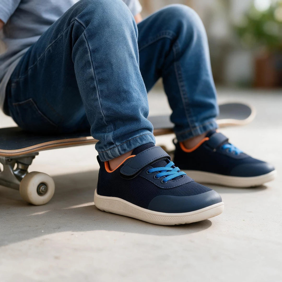 files/nino-usando-kids-play-azul-barefoot-zzfaber-casual.webp