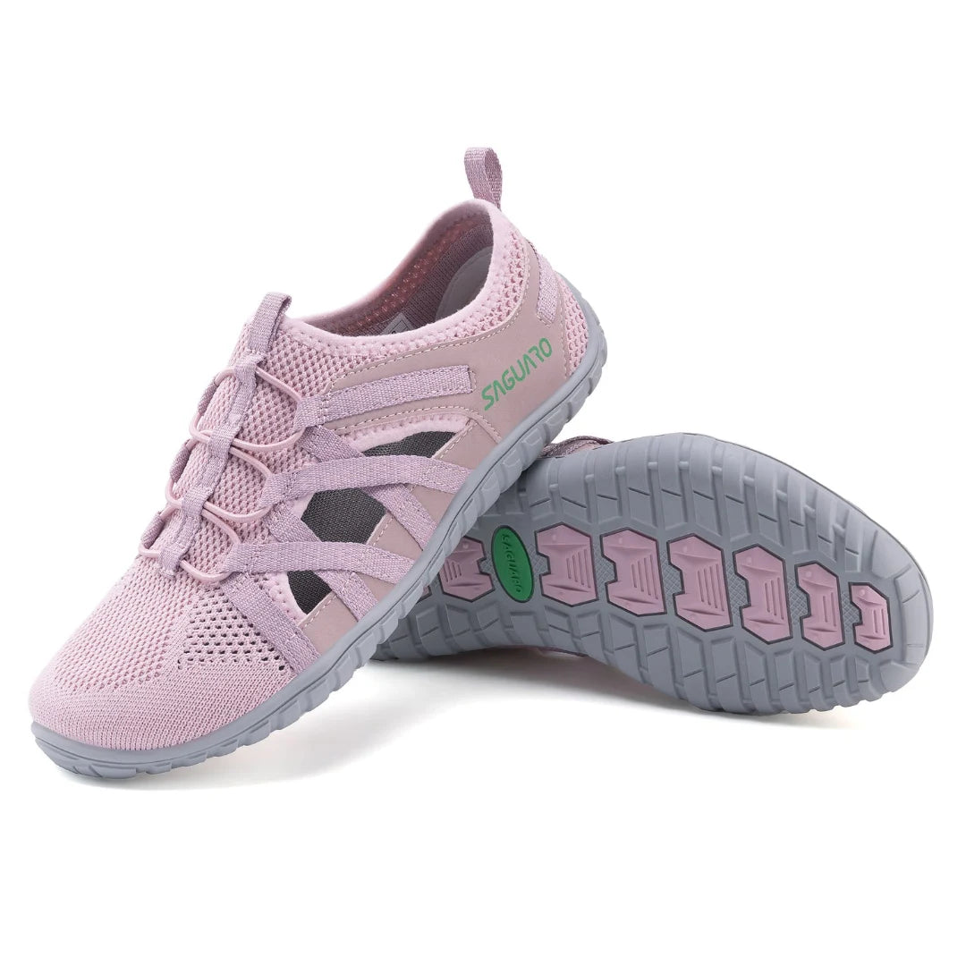 Suela antideslizante de sandalias para río Saguaro color rosa, diseño flexible para caminar sobre piedras y agua con seguridad.