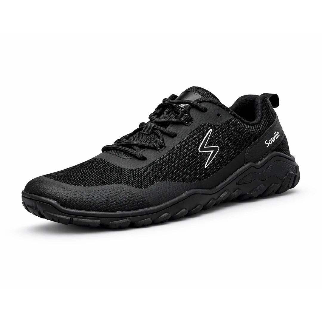 Zapatillas barefoot urbanas y de trail color negro Sowilo Algiz, versatilidad total para la ciudad y la montaña en Chile.