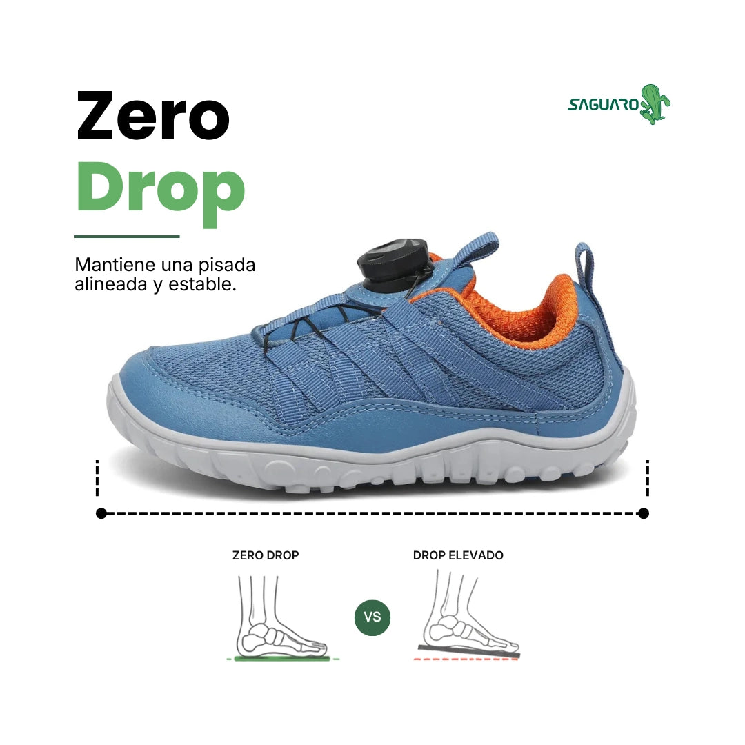 Zapatillas outdoor infantiles Saguaro Forestep I azul, calzado respetuoso con suela de drop cero para exploración.