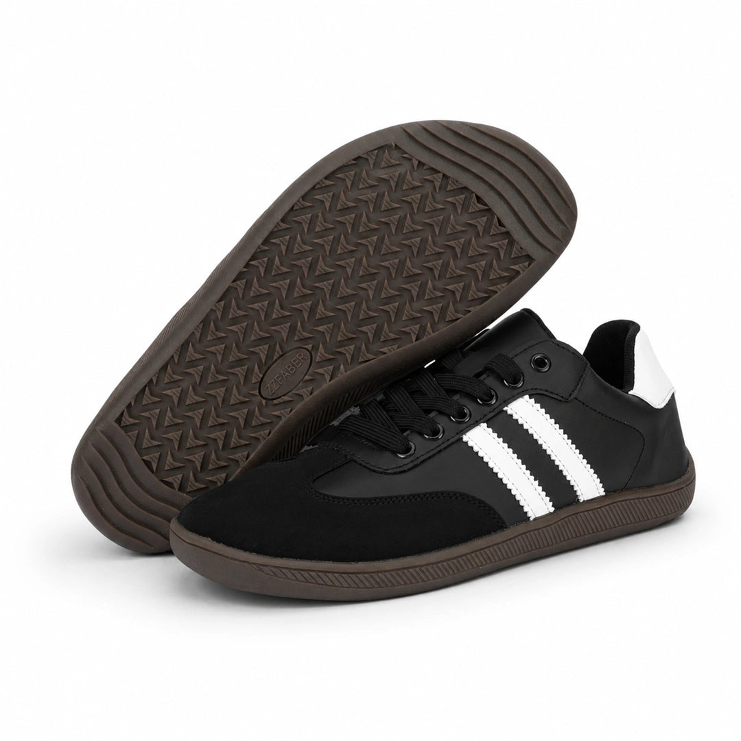 Zapatillas minimalistas negras urbanas ZZFABER Niza 2.0, calzado barefoot elástico de suela plana flexible drop cero para oficina en Santiago.